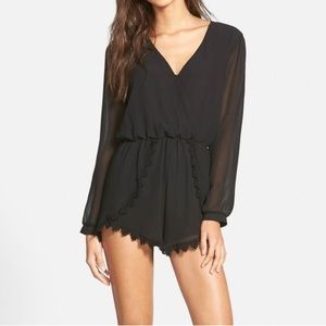 ASTR Women’s XS Lace Trim Romper